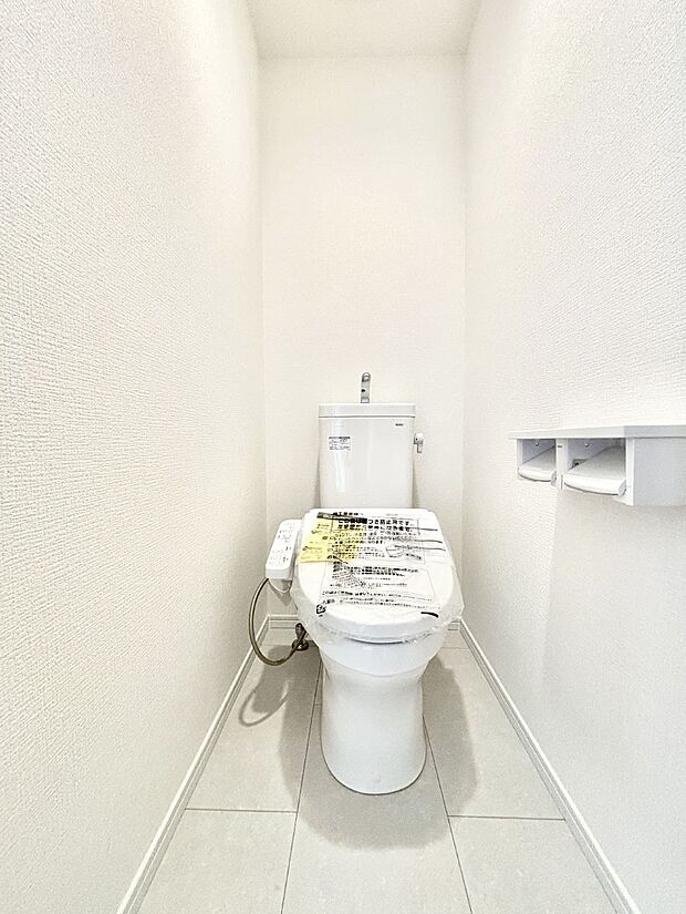 トイレは安心の2箇所！朝のバタバタも一安心です。 