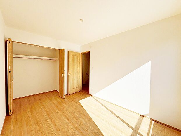 収納が充実しているので居住スペースを広々使えます