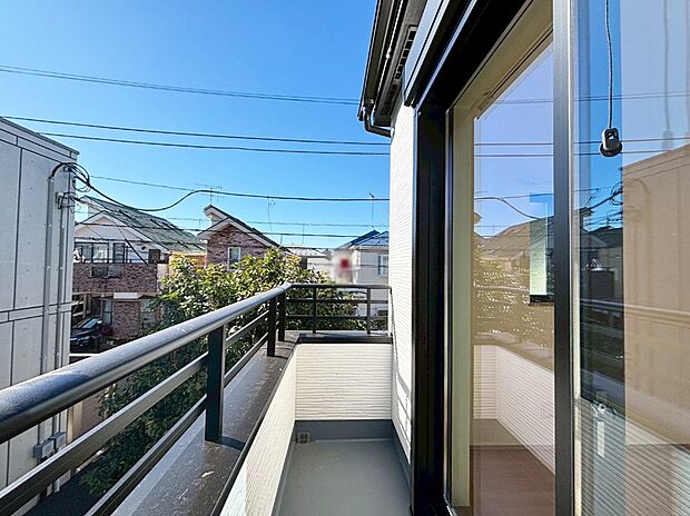 風通しの良いバルコニー