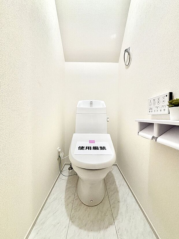 トイレは1階と2階それぞれに配置されていてとても便利です。 