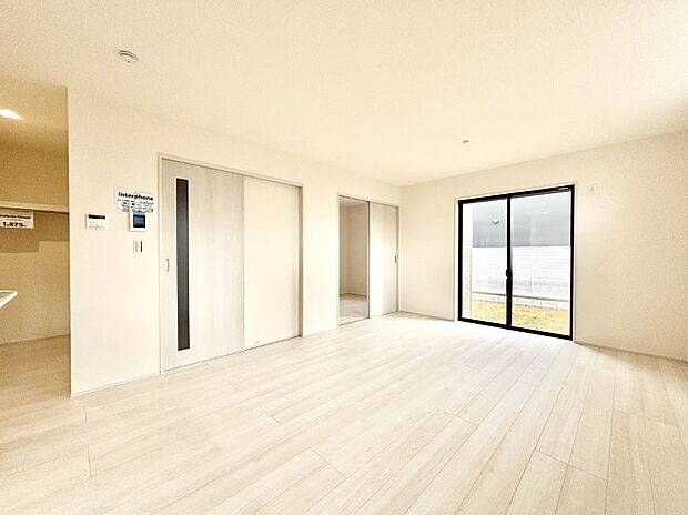 落ち着いた雰囲気のＬＤＫは家族みんなの快適空間  