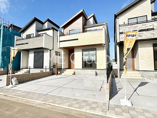 洗練された外観、上質な住空間が広がる室内は永く安心して過ごせる住居です。