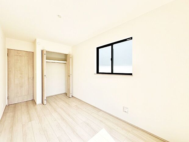 収納が充実しているので居住スペースを広々使えます