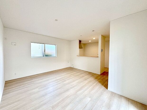 落ち着いた雰囲気のＬＤＫは家族みんなの快適空間  