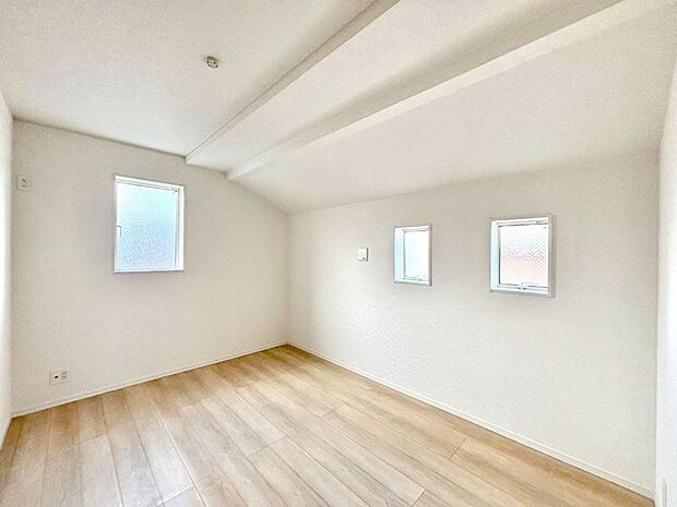 2面採光で明るさ＆風通し良好！