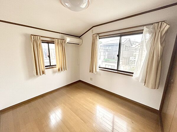 内装「無料オンライン相談」受付中！2面採光で気持ちよく、お子様のお部屋にもピッタリ
