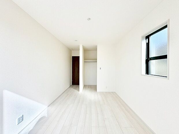 収納が充実しているので居住スペースを広々使えます