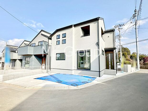 上質感あふれる外観デザイン。魅力の住まいを実現。 