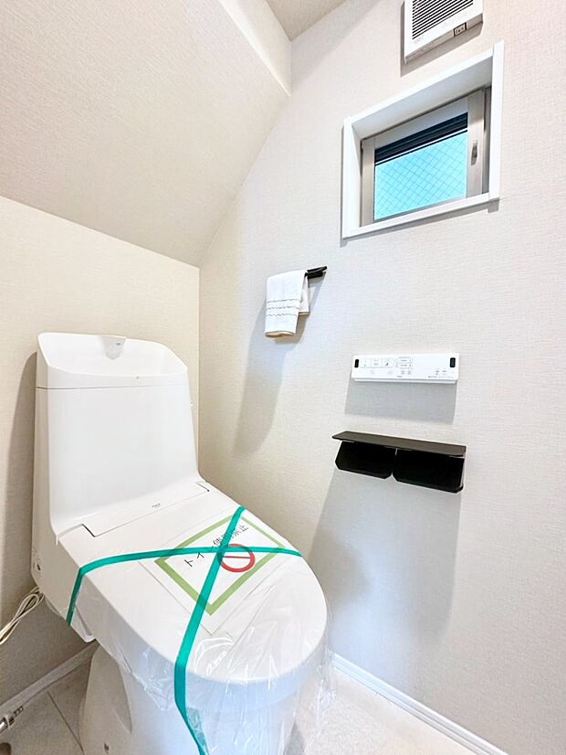 トイレは温水洗浄機能付き