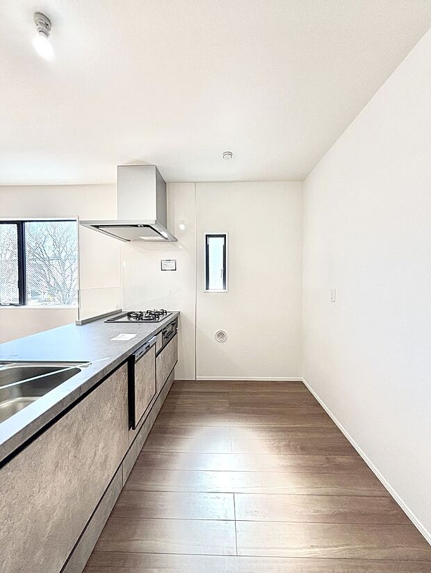 ゆとりあるキッチンではご家族と楽しくお料理ができます。