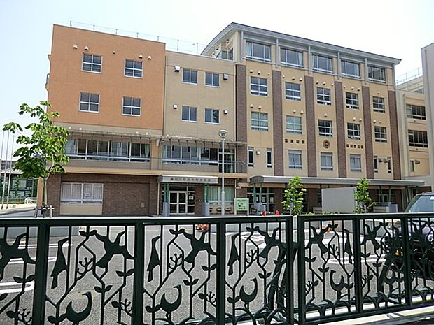 小学校 540m 川口市立本町小学校