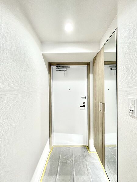 内装「無料オンライン相談」受付中！家族の帰宅やお客様をあたたかく迎える玄関