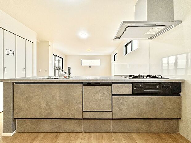 お料理を効率的に、楽しく!システムキッチン