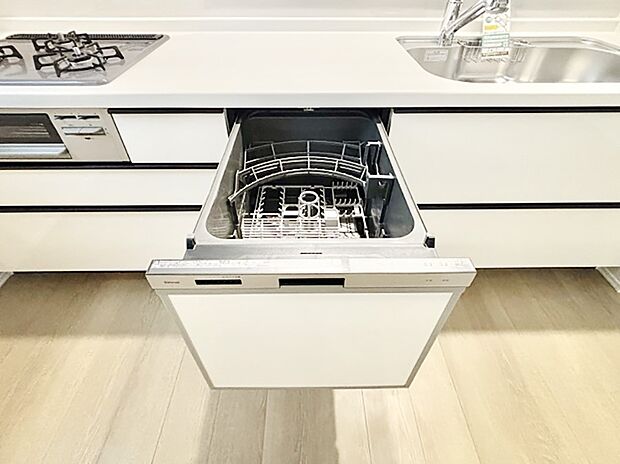 面倒なお片づけは食洗機にお任せ!家事の負担が減って、時間にも気持ちにもゆとりができます。