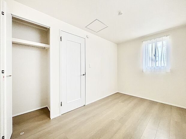 収納が充実しているので、居住スペースを広く使えます。