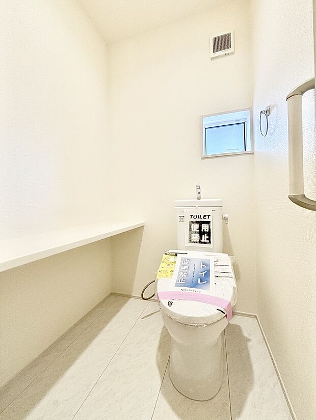 トイレは安心の2箇所!朝のバタバタも一安心です。