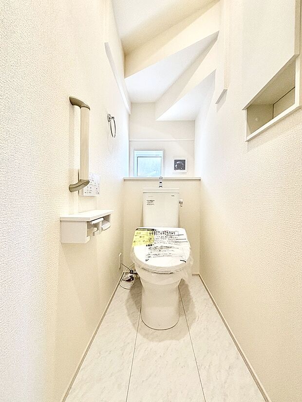 内装「無料オンライン相談」受付中!トイレは1階と2階それぞれに配置