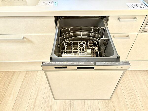 設備「無料オンライン相談」受付中！面倒なお片づけは食洗機にお任せ！