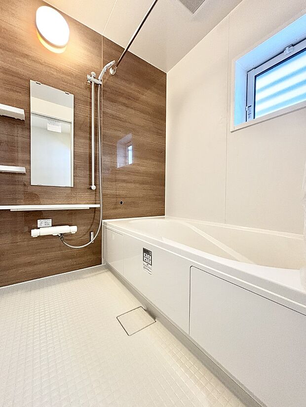 一日の疲れを癒やす大切なバスタイム。ゆっくりとお風呂を楽しんで疲れをとりたいですね！  