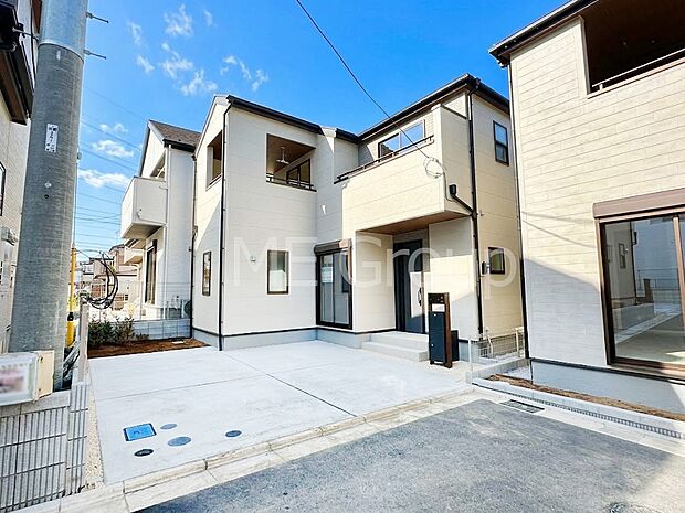 たっぷりの陽光と心地よい風が舞い込む住まい