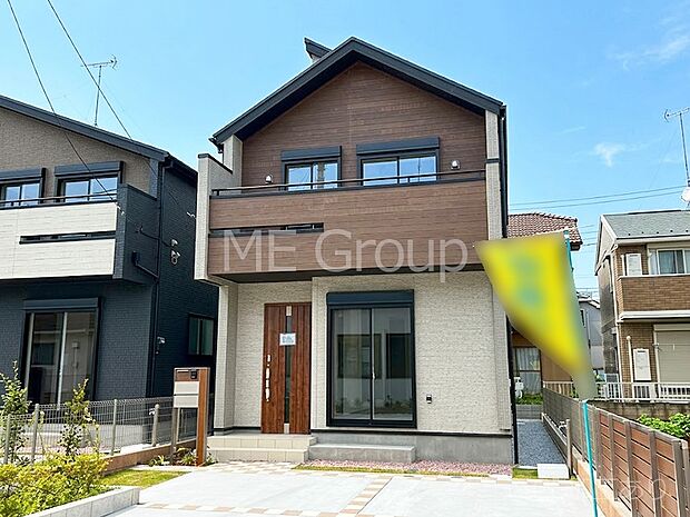 溢れる陽光でご家族の笑顔も輝く