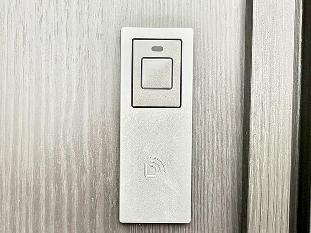 ラクラク開錠！スマートコントロールキー。