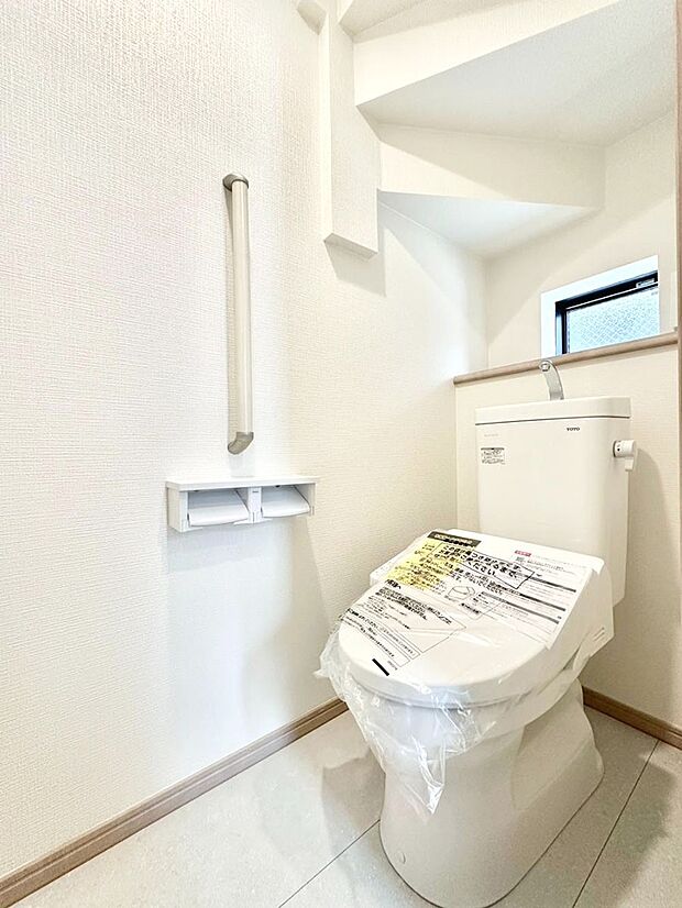 トイレは1階と2階それぞれに配置されていてとても便利です。 