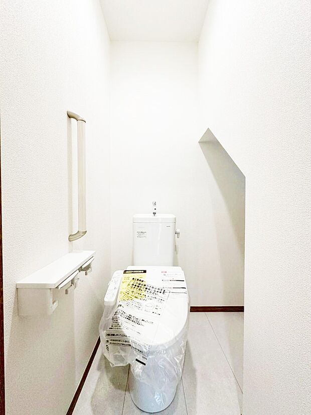 トイレは温水洗浄機能付き