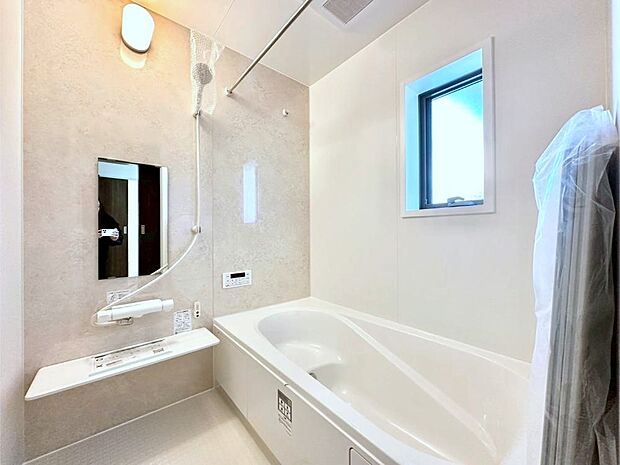 一日の疲れを癒やす大切なバスタイム。ゆっくりとお風呂を楽しんで疲れをとりたいですね!