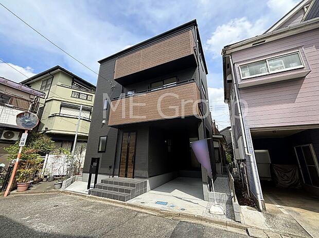 たっぷりの陽光と心地よい風が舞い込む住まい