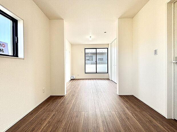 将来は2部屋にすることもできますね。お年頃になったら夢の個室にチェンジ！
