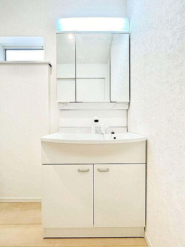 お子さんがうがい、手洗いも喜んでしてくれそうな洗面所!