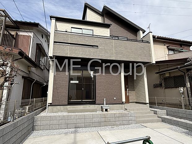 たっぷりの陽光と心地よい風が舞い込む住まい