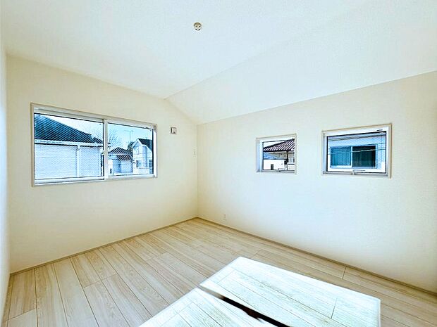 2面採光を確保した明るい空間。家族みんなが快適な暮らしを実現する設計です。