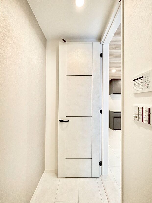 家族の帰宅やお客様をあたたかく迎える玄関