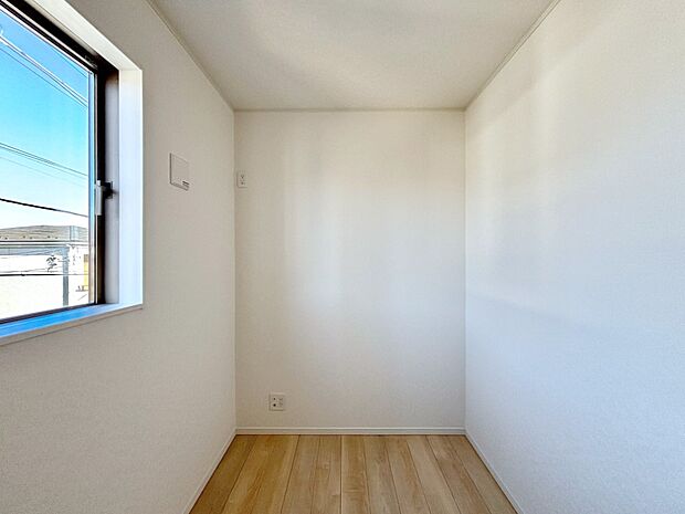 テレワークルーム3帖