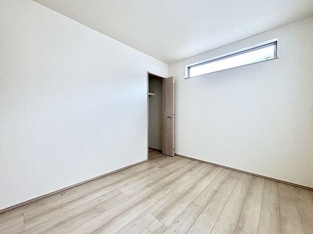 子供部屋にもおすすめな収納スペースたっぷりの居室