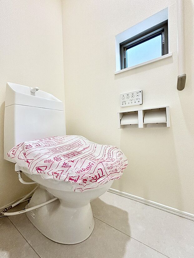 トイレは1階と2階それぞれに配置されていてとても便利です。