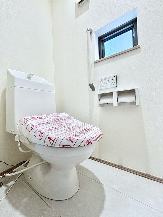 トイレは1階と2階それぞれに配置されていてとても便利です。