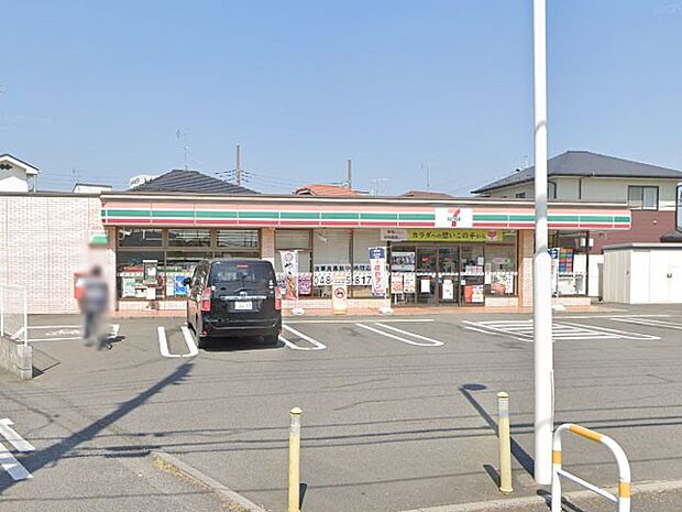 コンビニ 800m セブン-イレブンさいたま中川店