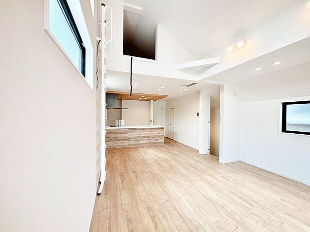 リビング階段、毎日大切な家族とコミュニケーションがとれる家族思いの間取り