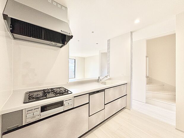 ゆとりあるキッチンではご家族と楽しくお料理ができます。