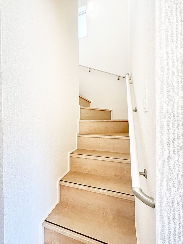 リビング階段が家族の笑顔と会話をつないでくれます