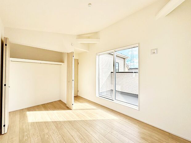 収納が充実しているので居住スペースを広々使えます