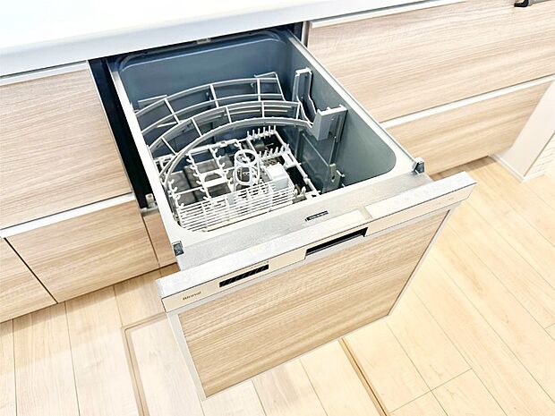 面倒なお片づけは食洗機にお任せ!家事の負担が減って、時間にも気持ちにもゆとりができます。