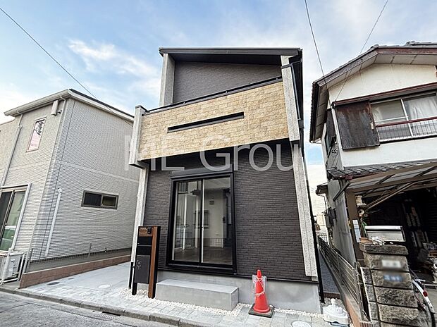 たっぷりの陽光と心地よい風が舞い込む住まい