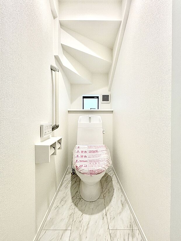 トイレは1階と2階それぞれに配置されていてとても便利です。