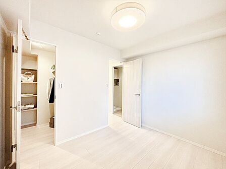 内装「無料オンライン相談」受付中！WIC付きのお部屋で広々とした空間