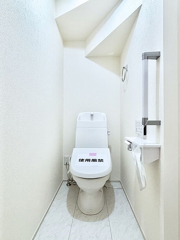 ウォシュレット付きトイレが1階と2階それぞれに配置されていてとても便利です。 