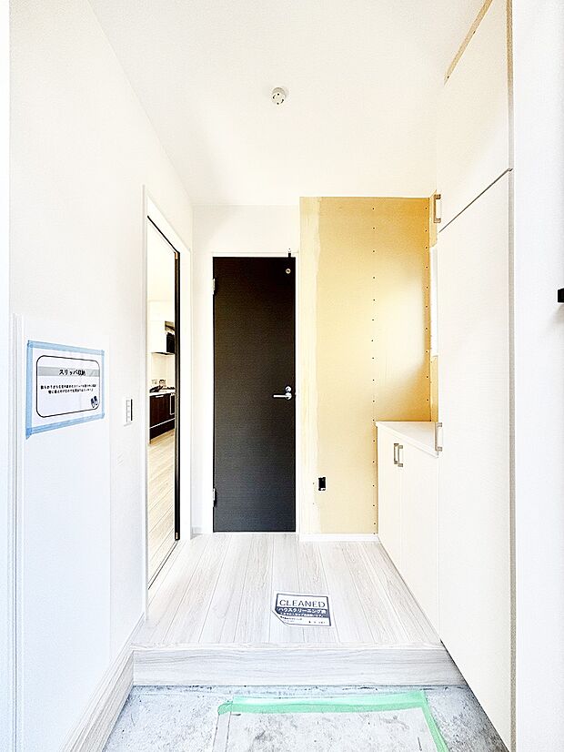 いつもきれいにしておきたい玄関ですね。  